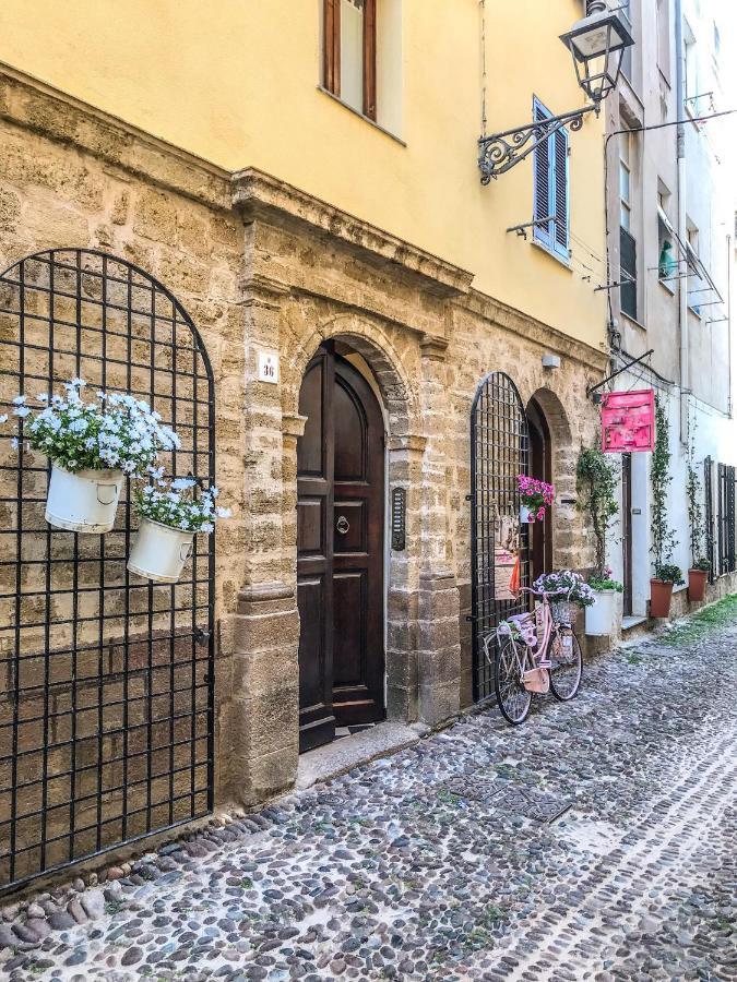 Minerva'S House Apartamento Alghero Exterior foto